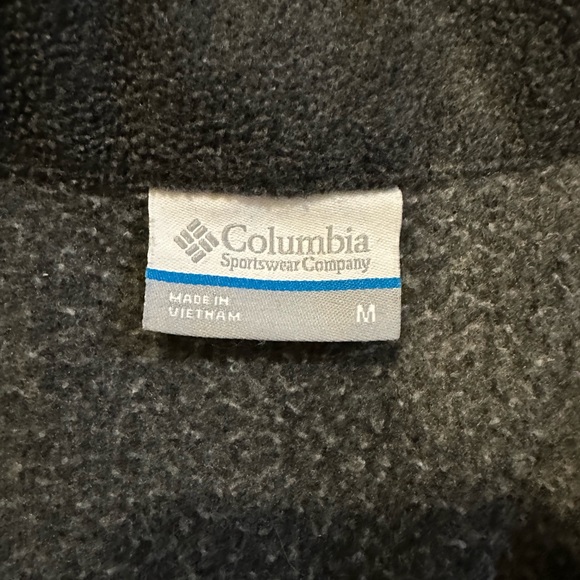Columbia zip up fleece jacket, size medium - Picture 3 of 4
